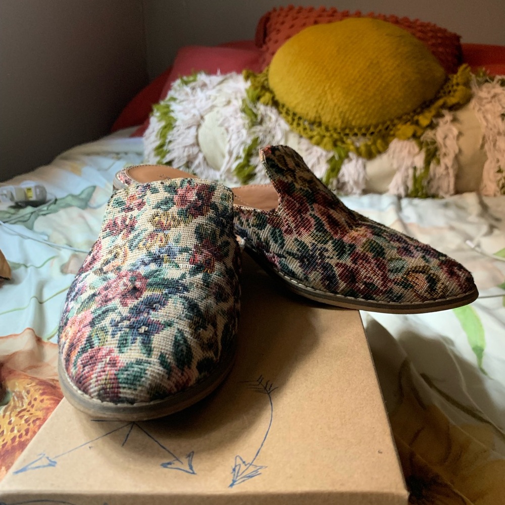 Indigo loafers